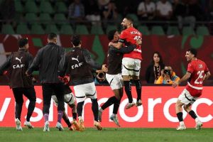 مواجهة العمالقة: اكتشف القنوات المجانية الناقلة لمباراة مصر وكوت ديفوار اليوم في كأس أمم إفريقيا 2025!