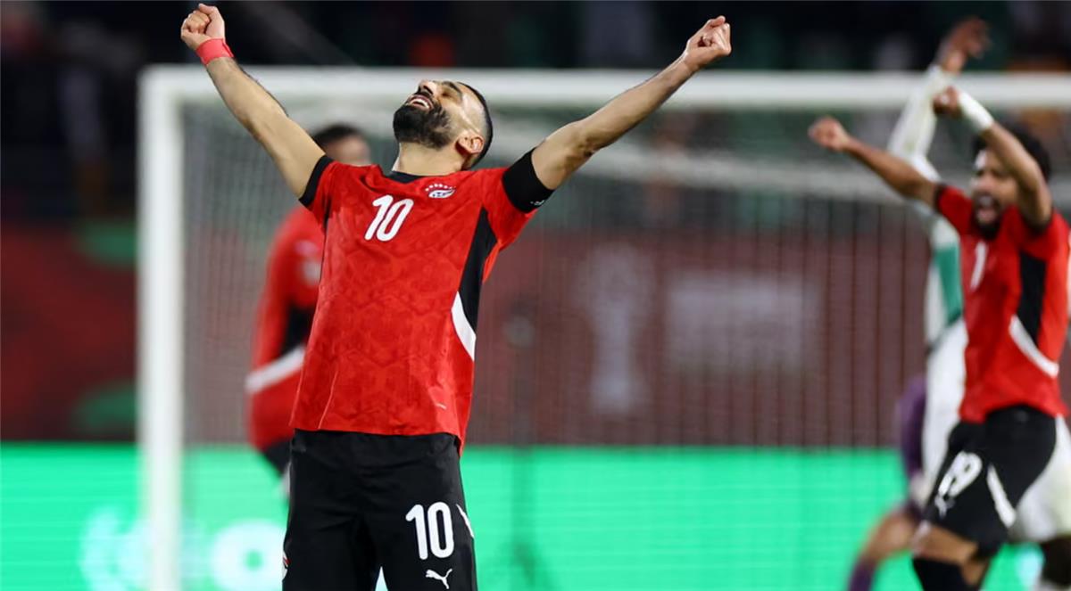 الفرعون الذهبي يتصدر المشهد: تحليل الصحافة الإنجليزية لأداء منتخب مصر في أمم أفريقيا