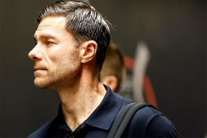 تحليل عميق: استعدادات ريال مدريد لنهائي السوبر الإسباني ضد برشلونة وخطة ألونسو لمفاجأة الكلاسيكو