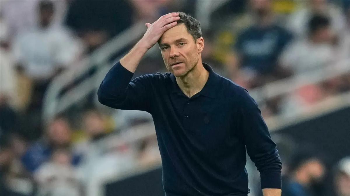 ما وراء الكواليس: الكشف عن تفاصيل إقالة تشابي ألونسو من ريال مدريد والقرار الصادم