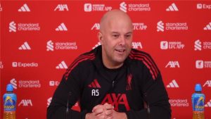 سلوت يحلل: موقف ليفربول من انتقالات الشتاء وتحديات التأهل الأوروبي قبل مواجهة بيرنلي