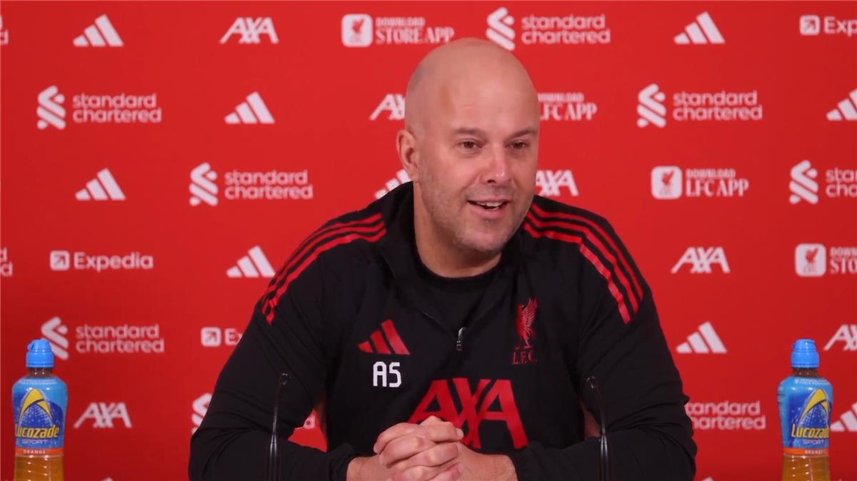 سلوت يحلل: موقف ليفربول من انتقالات الشتاء وتحديات التأهل الأوروبي قبل مواجهة بيرنلي