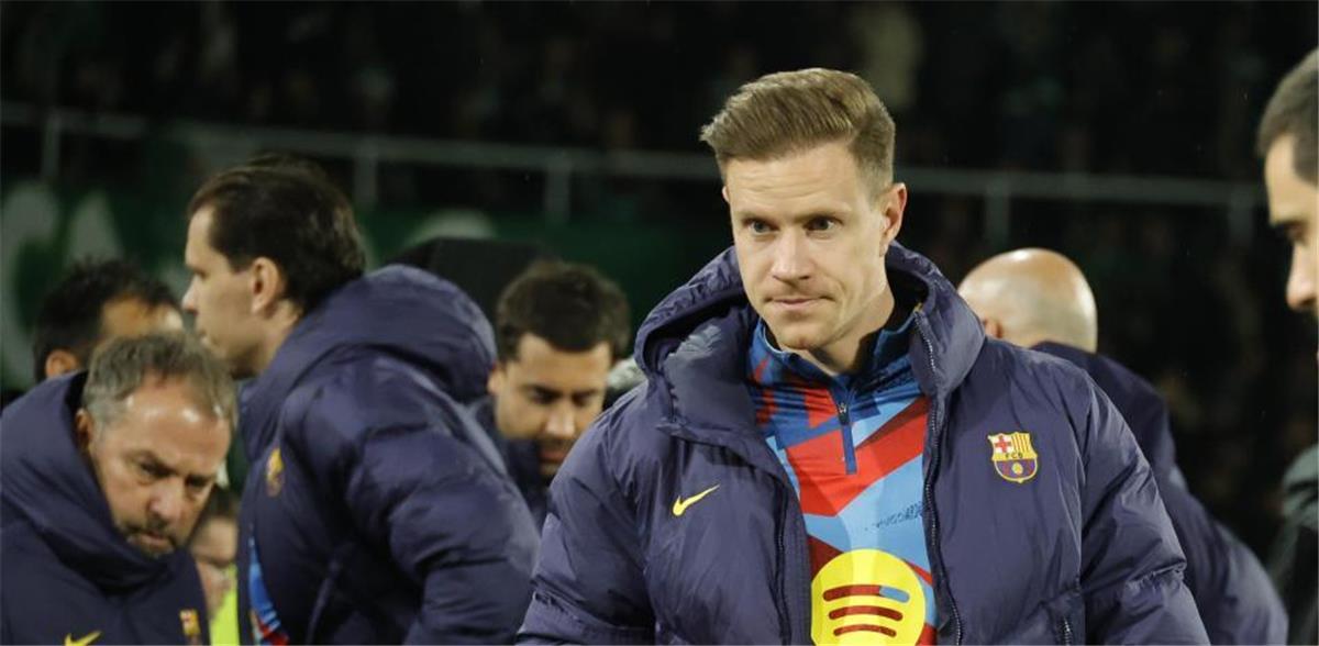 الكشف الطبي يمهد لـ انتقال تير شتيجن إلى جيرونا: حارس برشلونة يغادر على سبيل الإعارة