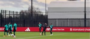 صور حصرية: عودة محمد صلاح لتدريبات ليفربول تثير التفاؤل قبل موقعة مارسيليا الحاسمة