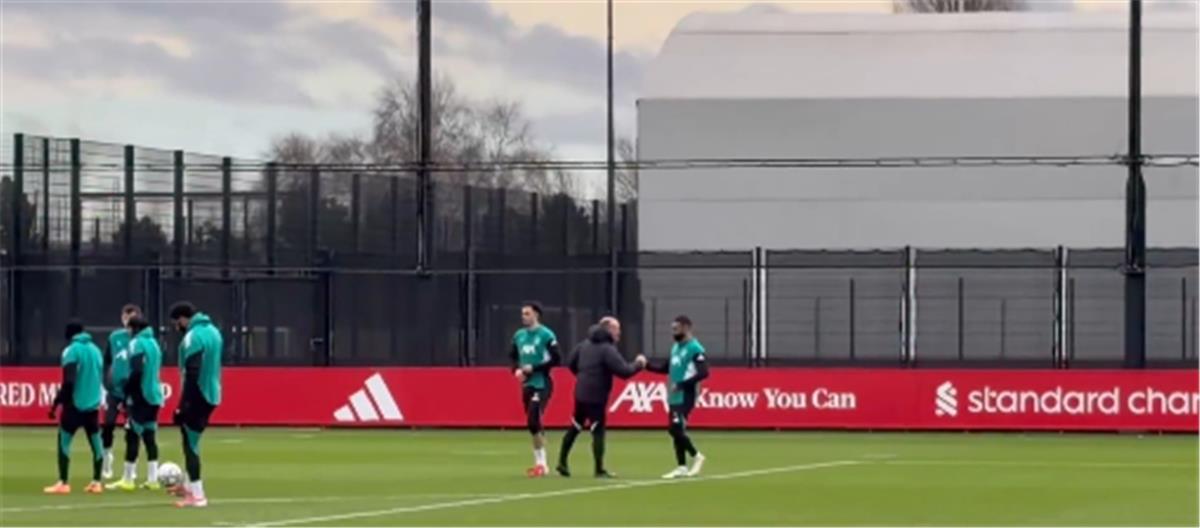 صور حصرية: عودة محمد صلاح لتدريبات ليفربول تثير التفاؤل قبل موقعة مارسيليا الحاسمة