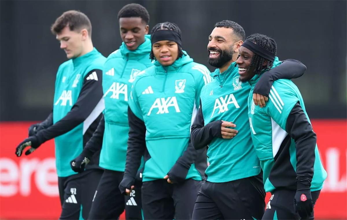 قمة الأبطال: توقعات تشكيل ليفربول ضد مارسيليا وعودة صلاح الحاسمة