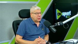 شوبير يوجه انتقادًا لاذعًا لأداء لاعبي الزمالك بعد تعادل الكونفدرالية: أين الإيجابية الهجومية؟