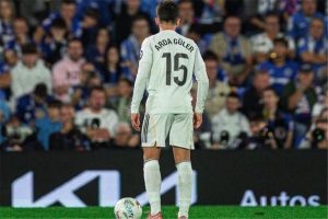 الكشف عن رد فعل غاضب: ماذا قال أردا جولر بعد تبديله في مباراة ريال مدريد وبنفيكا؟