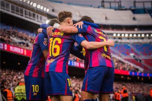 مستقبل واعد: إشادة لاعبي برشلونة بموهبة لامين يامال الاستثنائية بعد تألقه اللافت