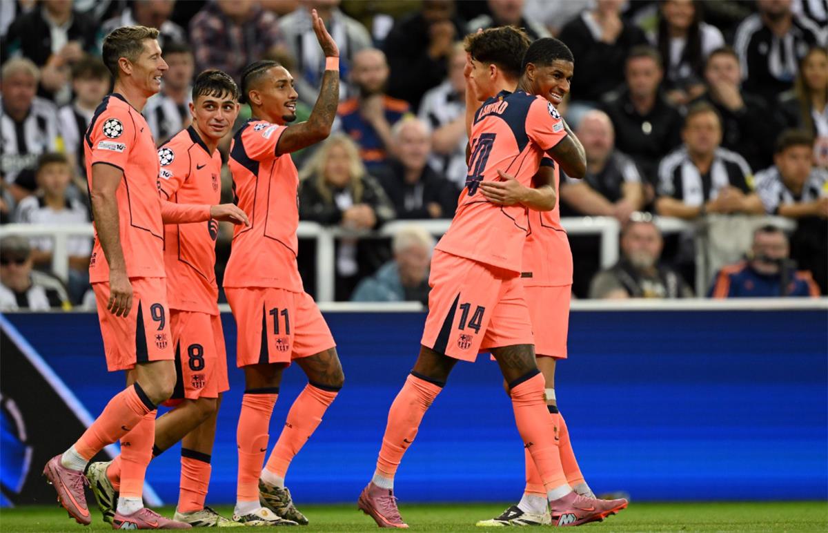 مواجهة العمالقة المنتظرة: تحليل تشكيلة برشلونة المتوقعة ضد نيوكاسل في ذهاب دوري الأبطال