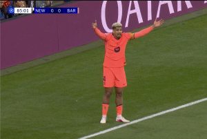 أراوخو يفتح النار على الحكم: تصريحات أراوخو المثيرة للجدل حول هدف نيوكاسل أمام برشلونة