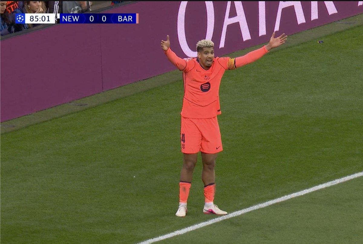 أراوخو يفتح النار على الحكم: تصريحات أراوخو المثيرة للجدل حول هدف نيوكاسل أمام برشلونة